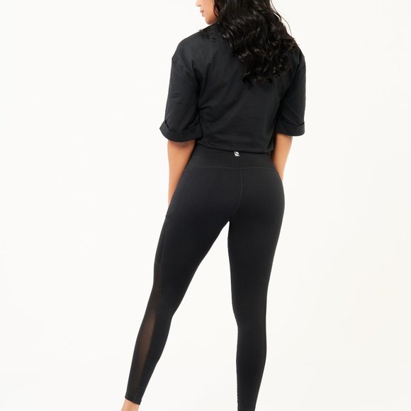 STITCH-ISH & CO. Thermal Diamond High Waist Leggings with Side Mesh Pockets - Picture 3 of 4